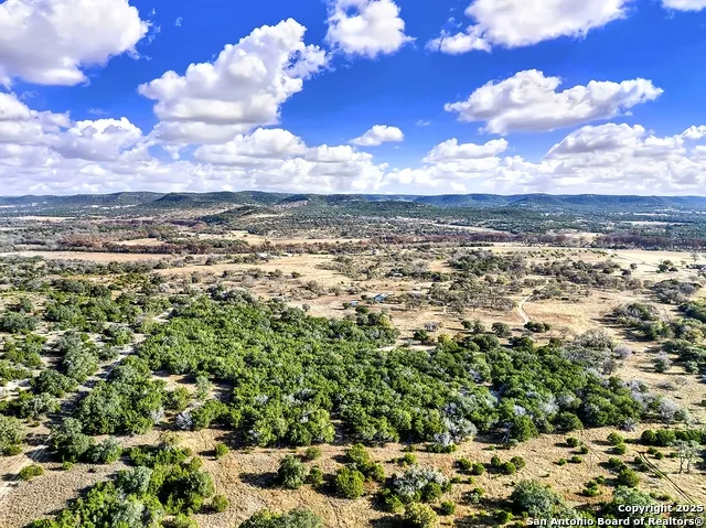16103 State Highway 16 N Medina, TX 78055